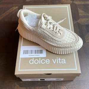 Dolce Vita Dolen Sneakers NEW